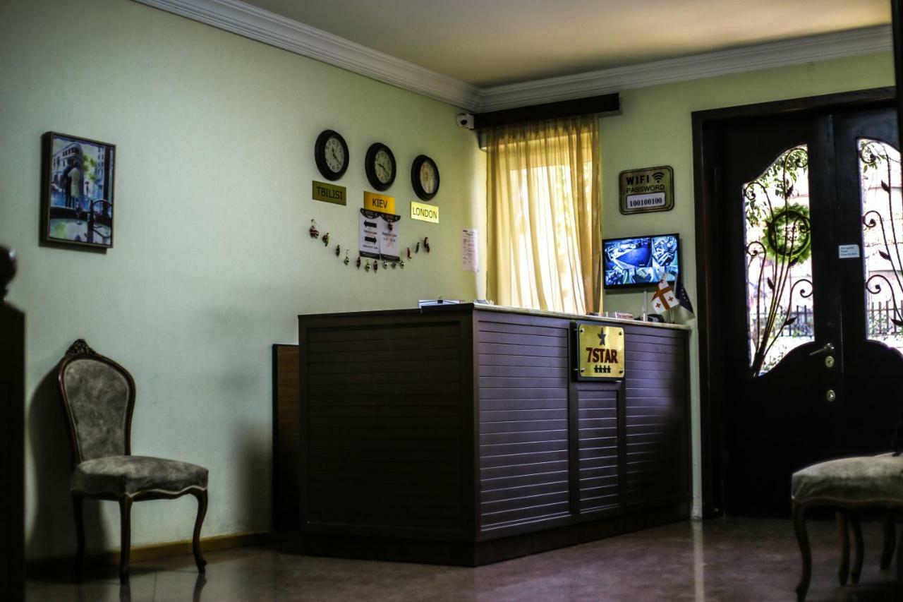 7 Star Bed and Breakfast Tbilisi Exteriör bild