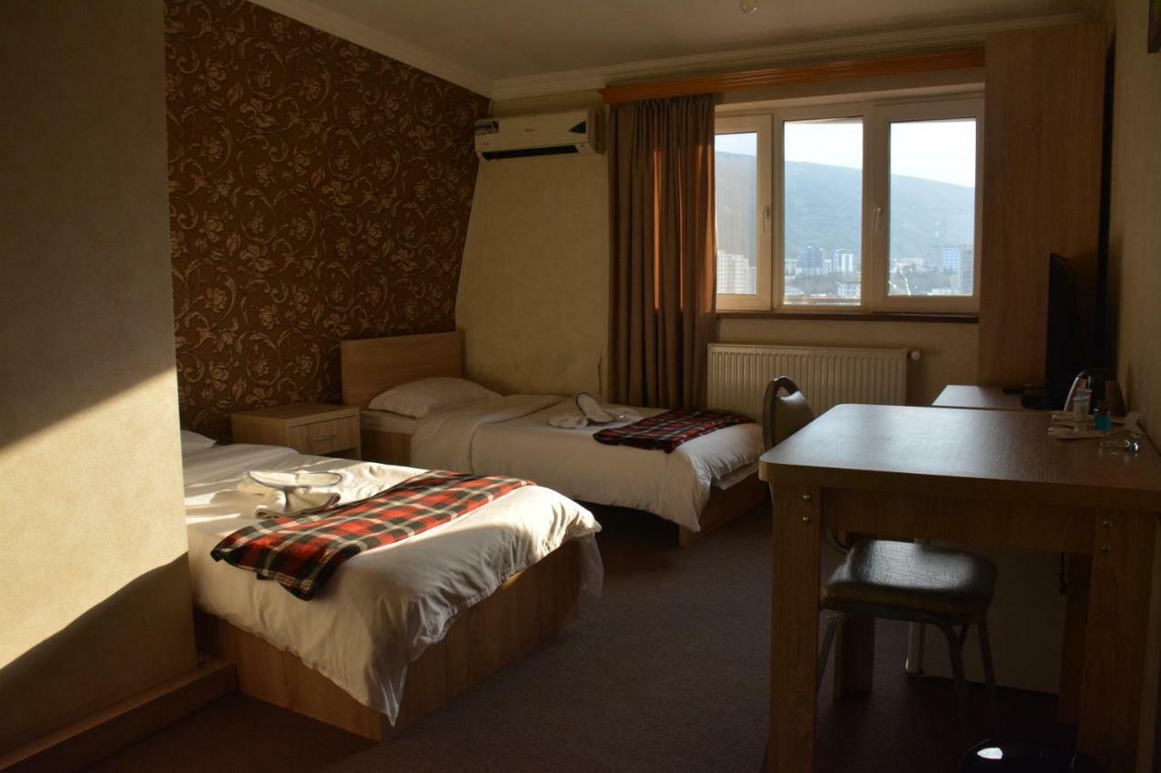 7 Star Bed and Breakfast Tbilisi Exteriör bild