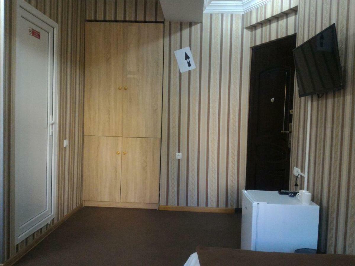 7 Star Bed and Breakfast Tbilisi Exteriör bild
