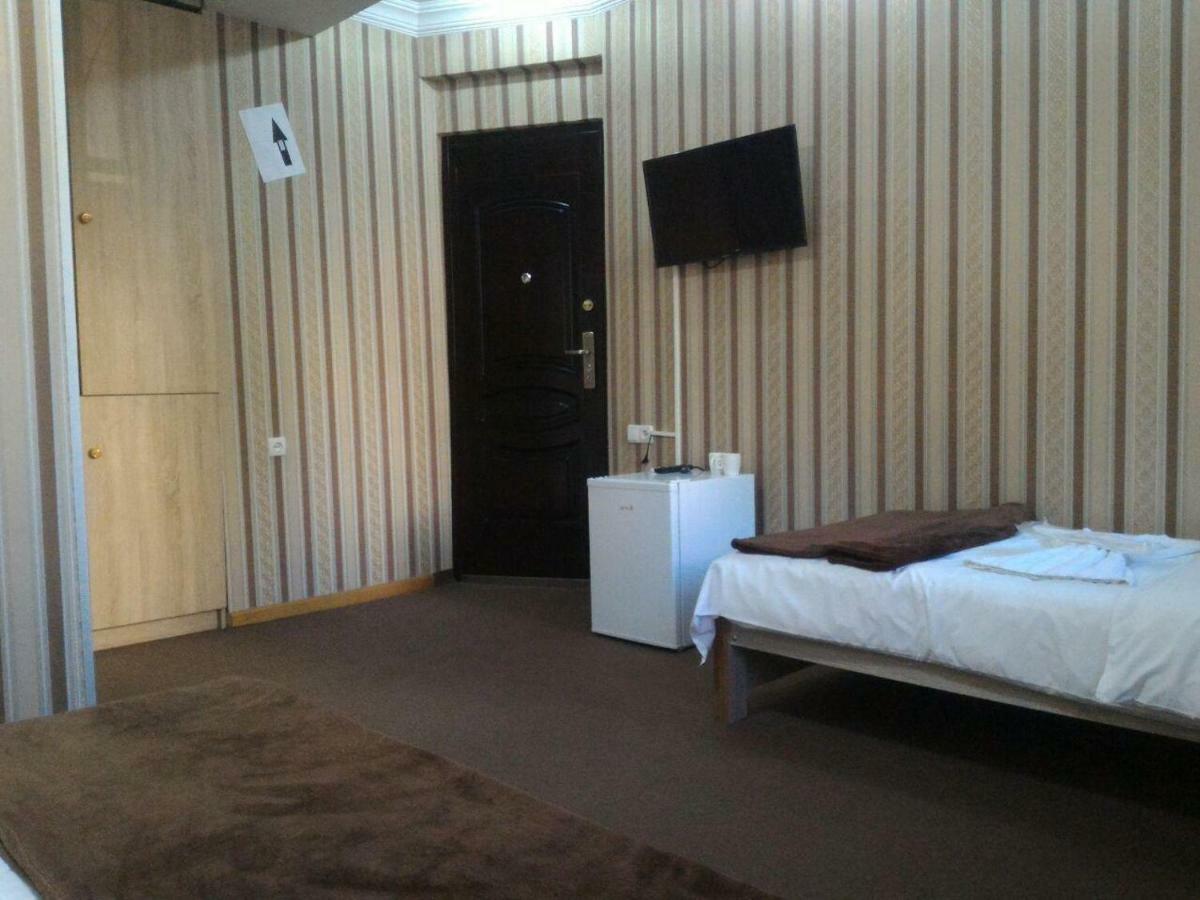 7 Star Bed and Breakfast Tbilisi Exteriör bild