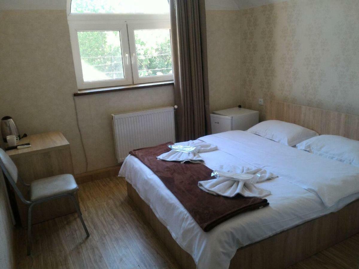 7 Star Bed and Breakfast Tbilisi Exteriör bild