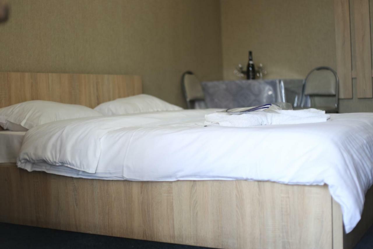 7 Star Bed and Breakfast Tbilisi Exteriör bild