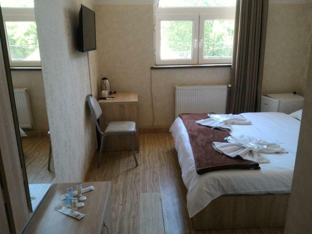 7 Star Bed and Breakfast Tbilisi Exteriör bild